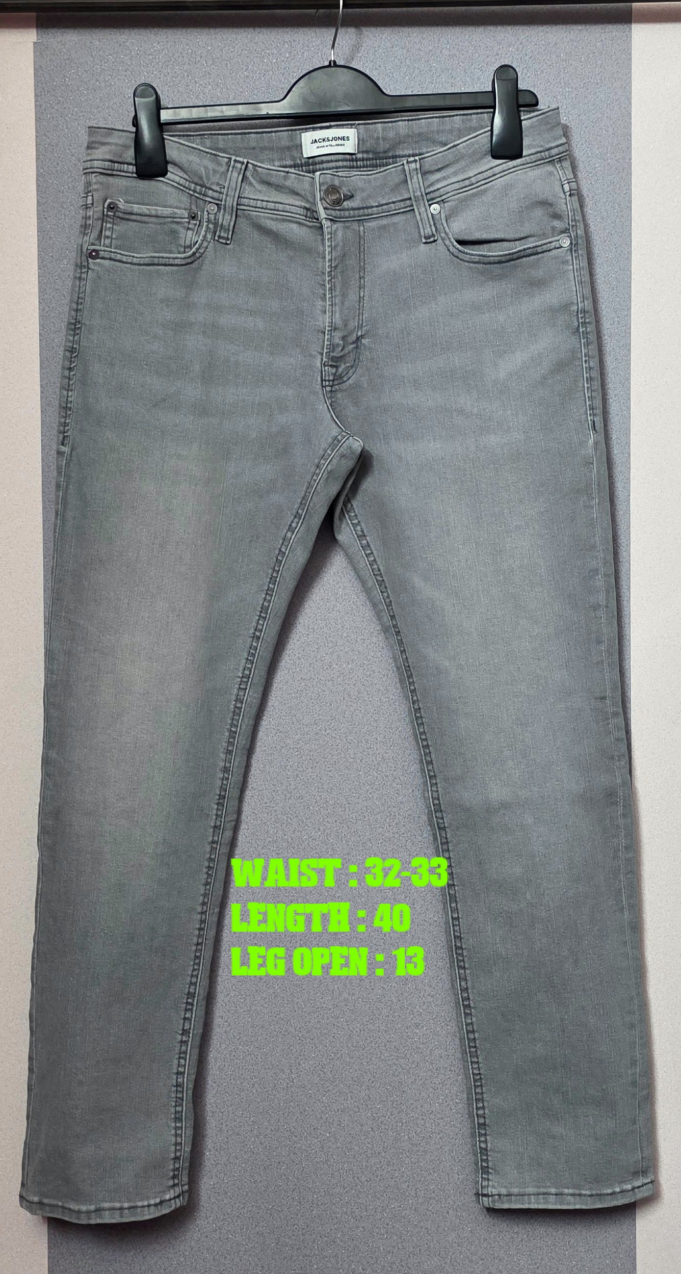 JACK & JONES